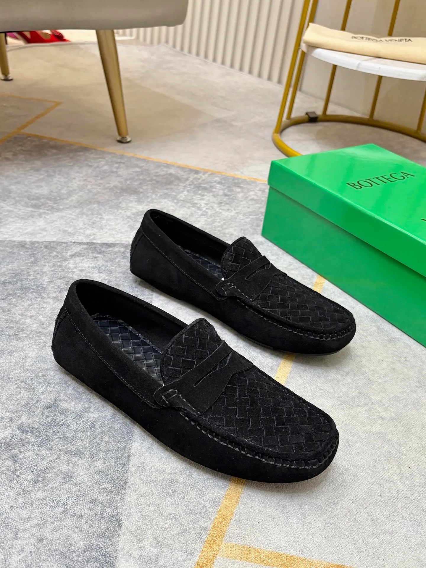 P420💰 (Niu Li + Niu Pad) [BV] The latest hot style‼ ️Casual men's shoes, uppers imported first-layer cowhide ➕Full imported cowhide lining✔️Exquisite workmanship, excellent foot feel, special rubber soles✔️, cool and fashionable, the latest fashion, fashionable outsole, hurry up.  Code number: 38-44 (can be customized to 37.45, non-refundable)
